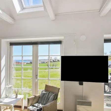 Tinne - 400m From The Sea By Interhome
